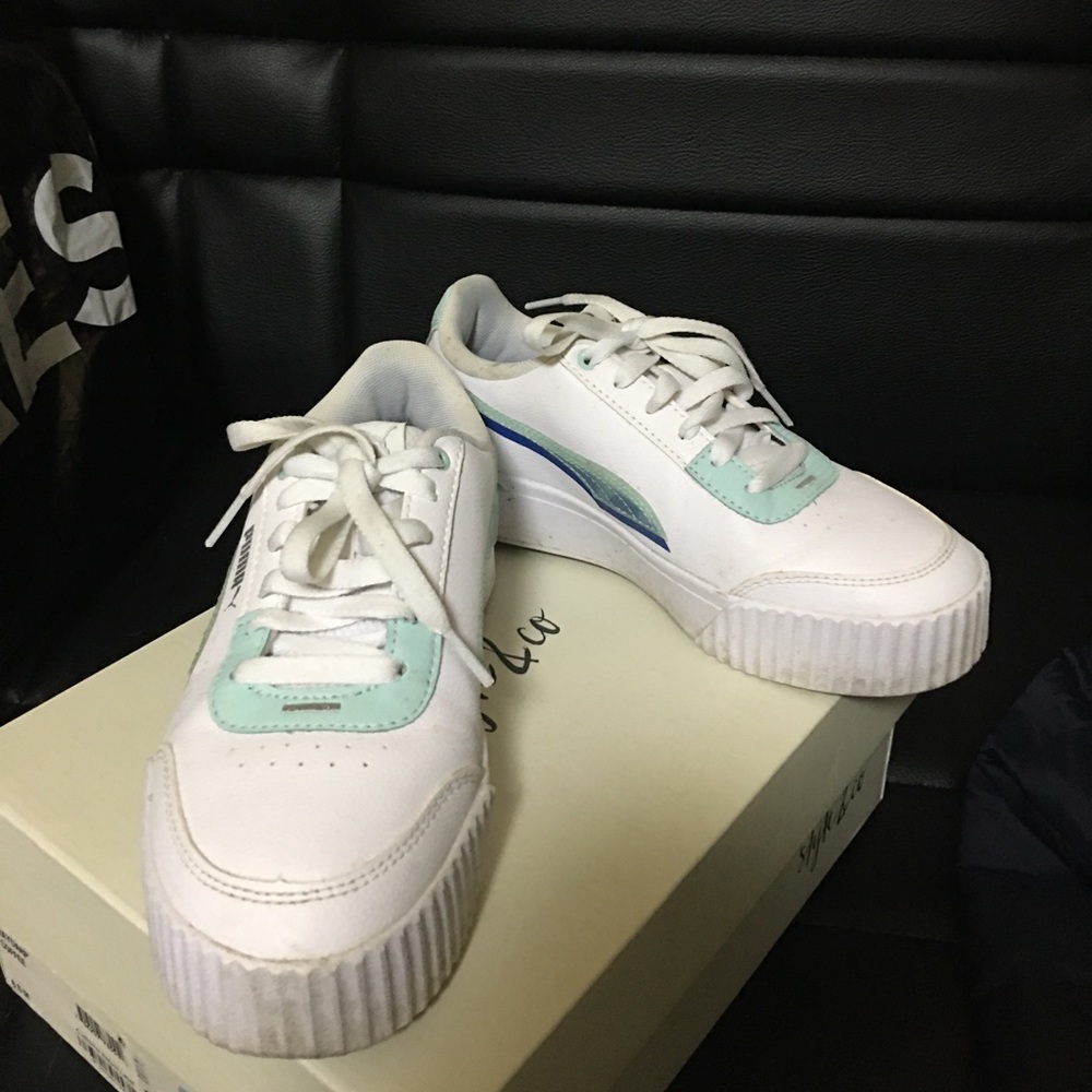 Puma sneakers